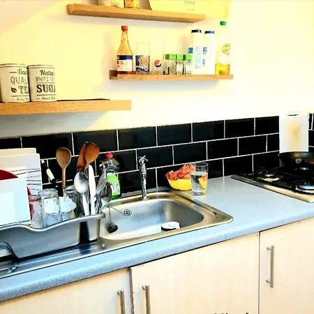 Homestay Victorian Double Room, Leeds